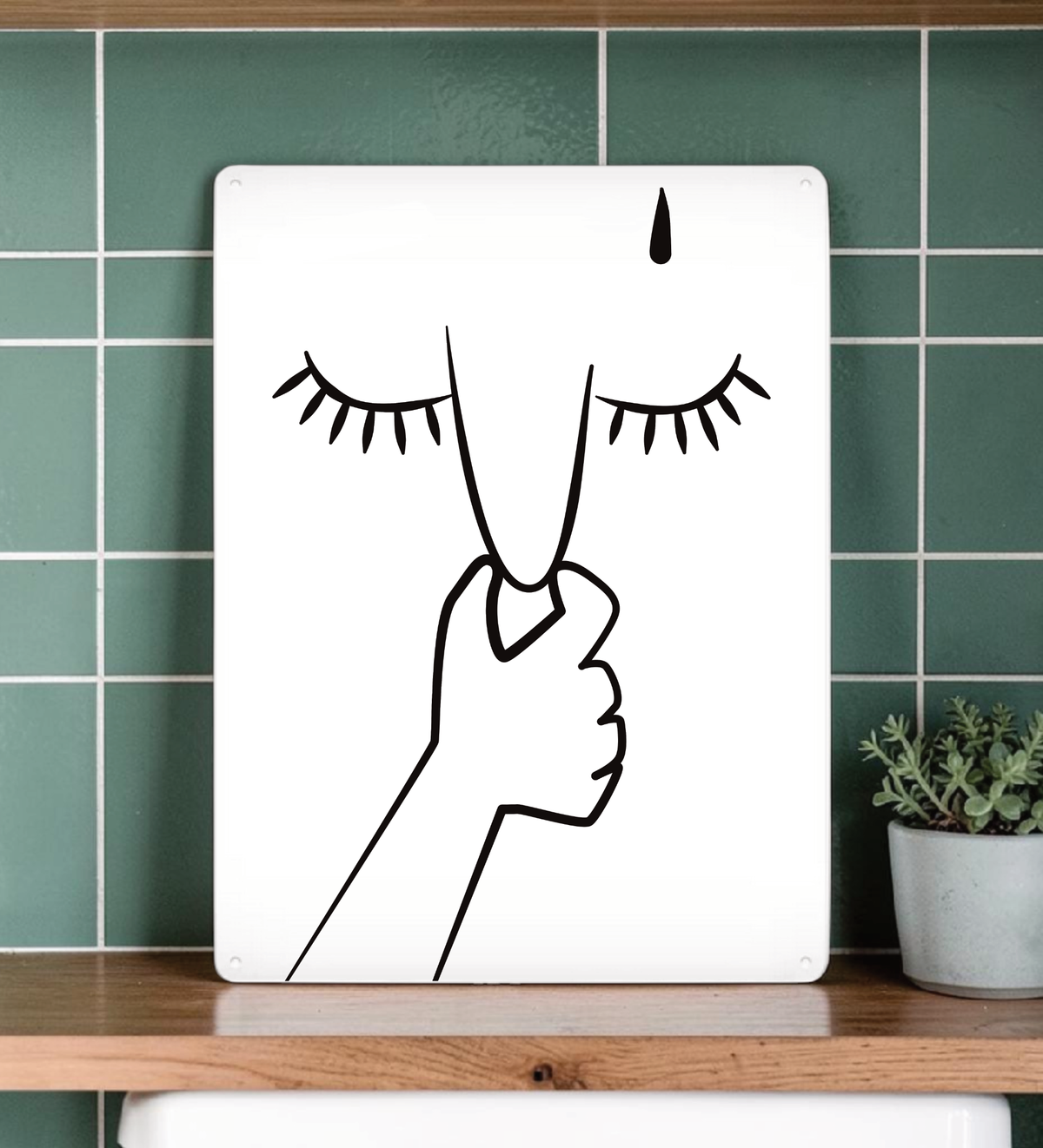 Witziges rechteckiges Blechschild für das Badezimmer mit einem humorvollen Motiv (Person hält sich die Nase zu) auf hochwertigem Metall, vier vorgebohrte Löcher zur Wandmontage.