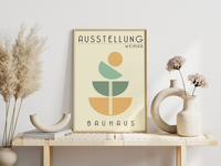 Das Bauhaus Poster zeigt dir au beigen Hintergrund verschiedene Schalen. 