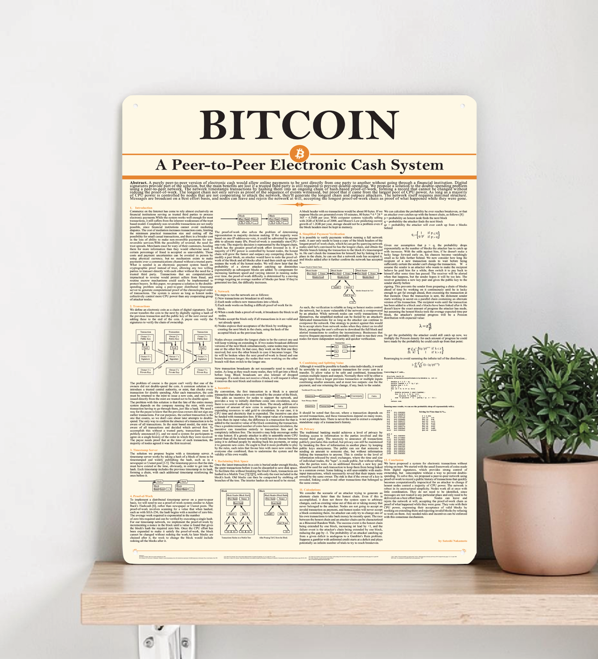 Ein hochformatiges DIN A3 Metallschild lehnt dekorativ an einer hellgrünen Wand auf einem hellen Echtholzfußboden. Zu sehen ist der strukturierte Text des originalen Bitcoin Whitepapers im modernen, minimalistischen Design mit beigen und orangefarbenen Farbelementen.