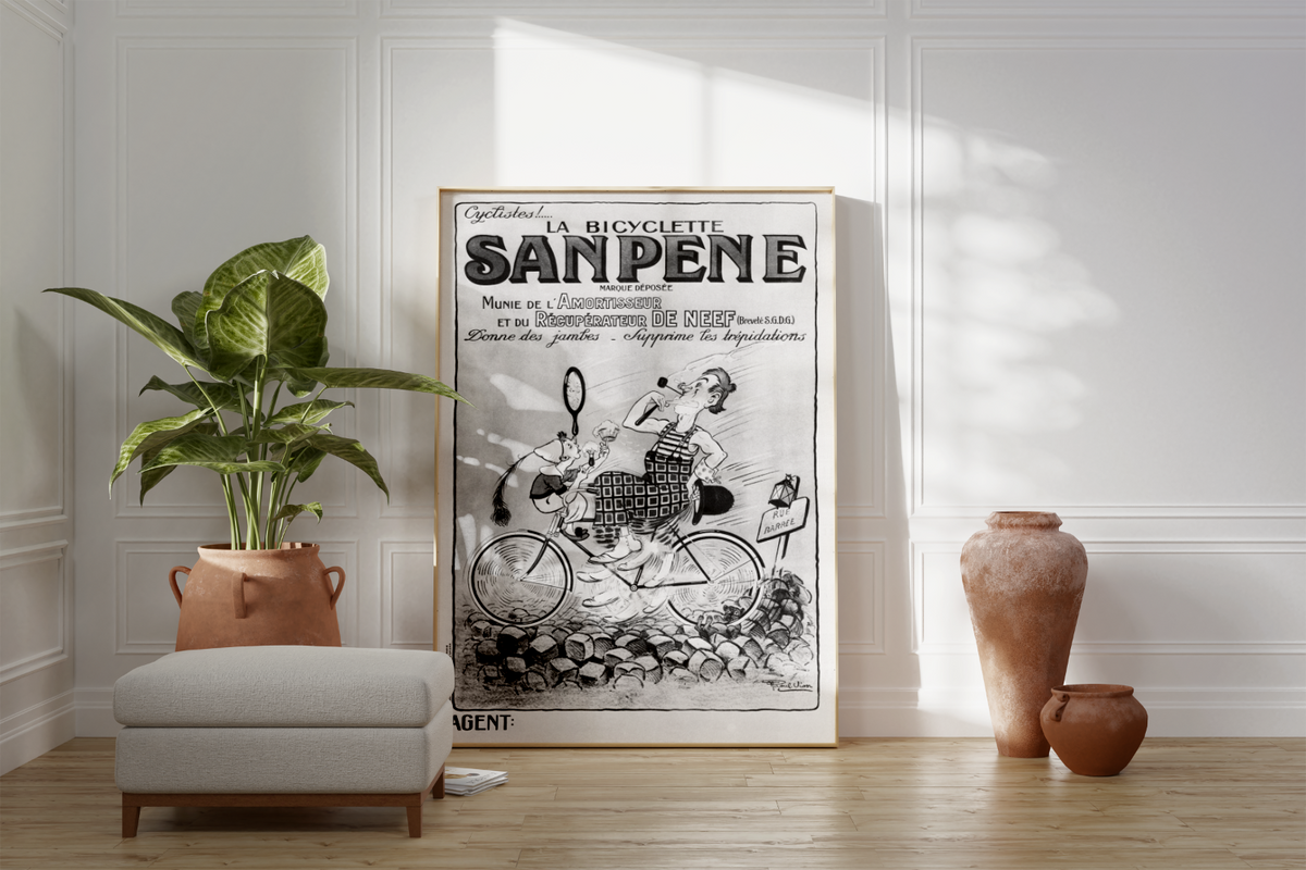 Bei dem Poster handelt es sich um den Nachdruck einer witzig dargestellten französischen Werbung für Fahrräder und/oder Rasierer. 