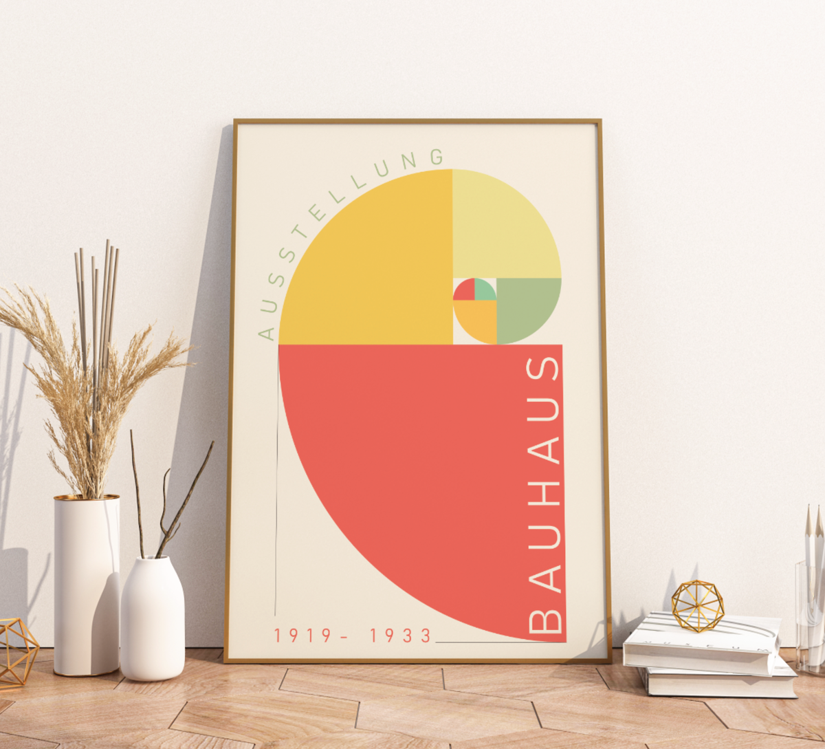 Das Poster zeigt im Bauhaus-Stil den golden Schnitt oder die Fibonacci Spirale. Das Poster ist einem Ausstellungsplakat nachempfunden, ist so aber nie erschienen.