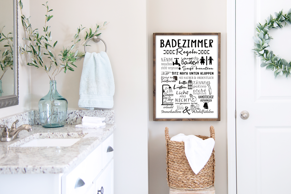 Auf diesem Poster siehst du Regeln für dein Badezimmer. Damit ist es die perfekte Wanddeko für dein Gäste-WC.